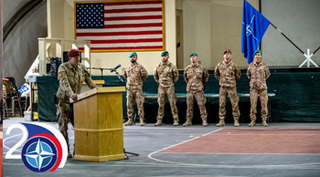 Vojáci 11. strážní roty si nástupem připomněli 20. výročí vstupu České republiky do NATO