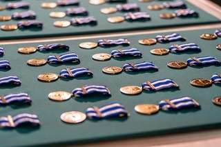 Medaile NATO NON - ARTICLE 5.