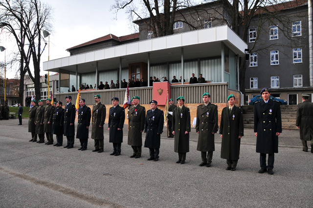 Vyznamenaní příslušníci UO