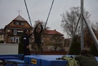  Trocha zábavy - bungee trampolína