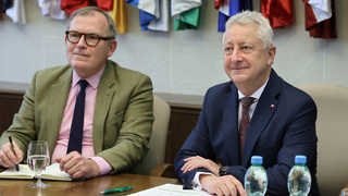 Ministr obrany Jaromír Zůna telefonoval se slovenským a ukrajinským protějškem