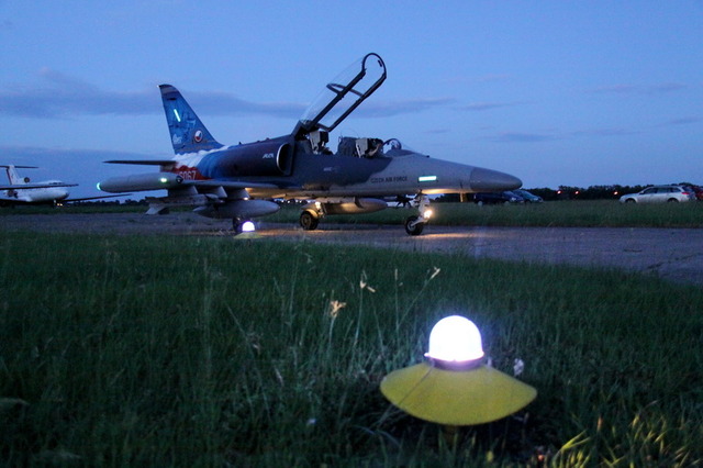 L-159 před nočním odletem
