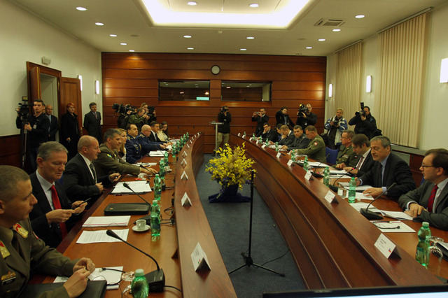 Z pražského jednání představitelů zemí V4