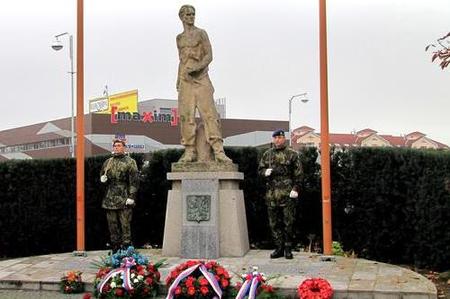 Den válečných veteránů v areálu Na Dubovci ve Strakonicích