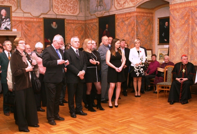 V Komorním Hrádku oslavili Den válečných veterán 1