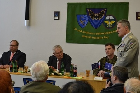 Váleční veteráni Moravskoslezského kraje završili svůj svátek setkáním s prezidentem