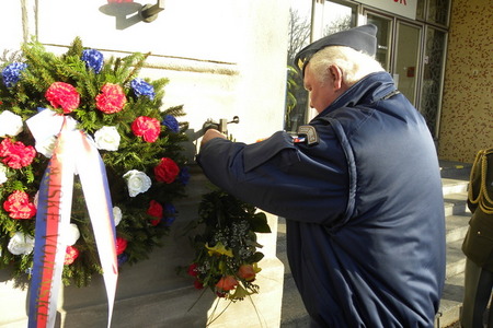 Pietní akt (2)