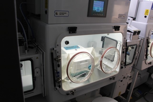  Moderní, pevně zabudované vybavení maďarské polní laboratoře