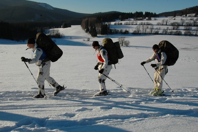 Nájezd družstev na start