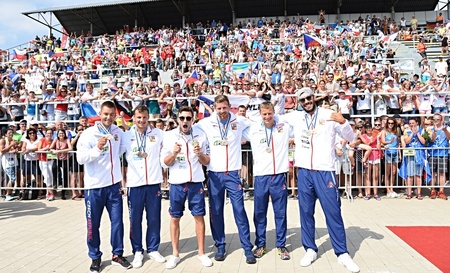 Čtyřkajak Jakub Špicar, Daniel Havel, Jan Štěrba a Radek Šlouf přidal na pětistovce bronz