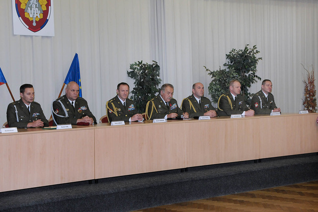 Hosté slavnostního ceremoniálu ukončení kurzu základní přípravcy