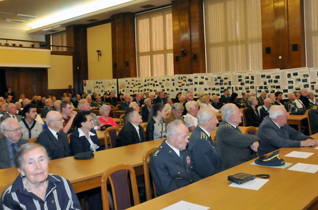 Účastníci slavnostního shromáždění