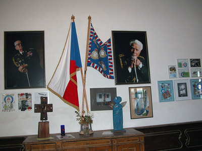 Své čestné místo tady , ale už mají esa československých zahraničních letců, kteří bojovali na obou frontách 2. světové války