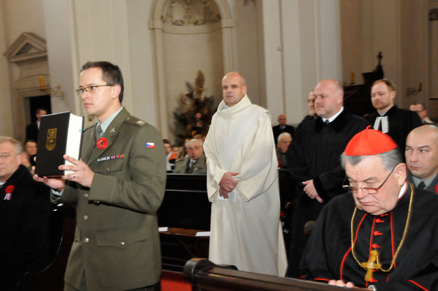 Ze zahájení bohoslužby