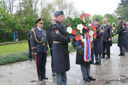 Ze zahájení pietní vzpomínky na generála Milana Rastislava Štefánika na pražském Petříně