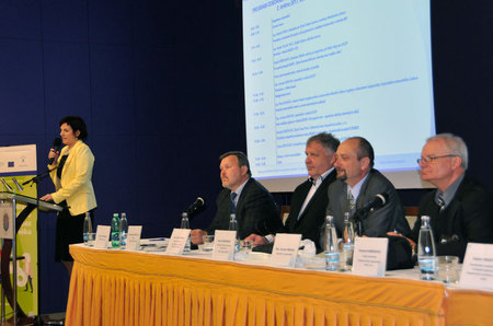 Odborné shromáždění zahájila Jitka Jochová z Ministerstva obrany ČR