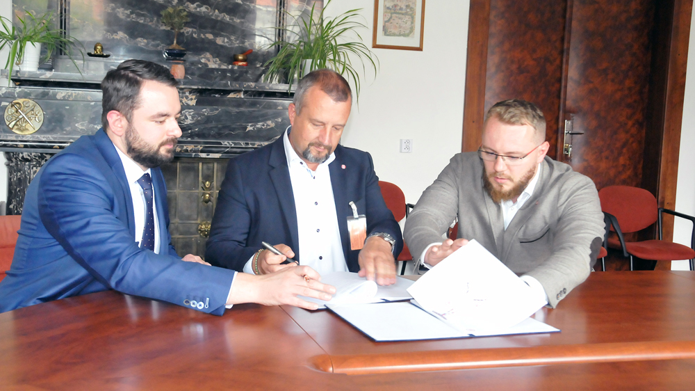 Ministerstvo obrany nakoupí 71 nákladních automobilů od společnosti TATRA TRUCKS 