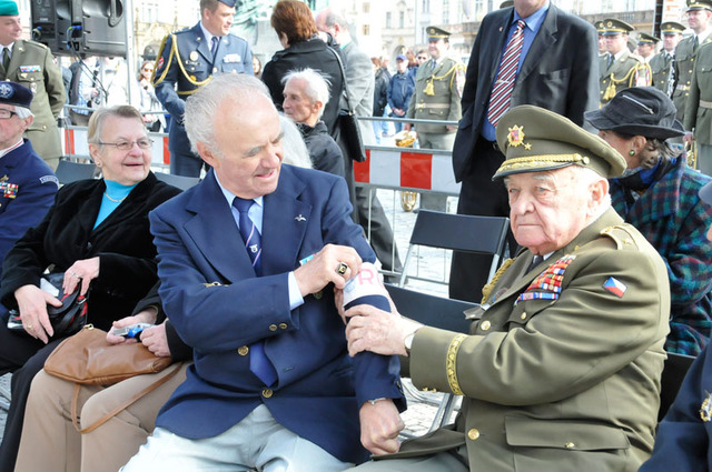 Květnové dny jsou také setkáním válečných veteránů a přímých účastníků bojů 2. sv. války