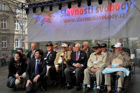 Nejčestnějšími hosty jsou pro Plzeňany ti, kteří jim přinesli v roce 1945 svobodu a dožili se dnešních dnů