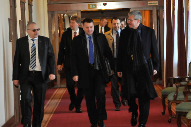 Příchod polské delegace na Ministerstvo obrany ČR