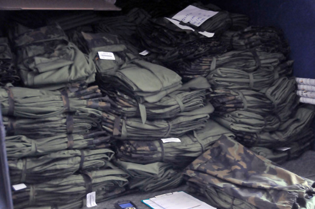 Stejnokroje 95, na které už téměř čtyři roky čekají vojáci v útvarech české armády