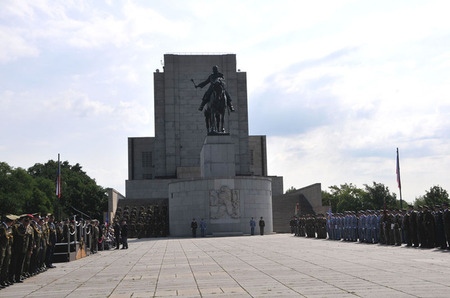 Čestný dvůr Národního památníku na Vítkově v Praze