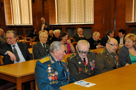 Před zahájením  slavnostního shromáždění v hlavním sále MO