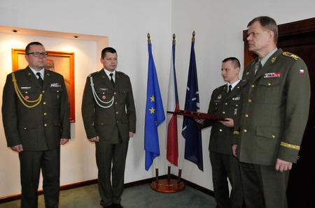 Za slavnostního předání plaket Za záchranu lidského života, které se konalo na Generálním štábu AČR v Praze