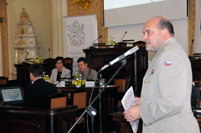 Třetí část semináře věnovaného 1. světové válce, pod názvem 1916 - V pasti války, mír v nedohlednu, zahájil ředitel VHÚ Praha plukovník Aleš Knížek