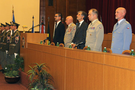 Část čestného předsednictva setkání