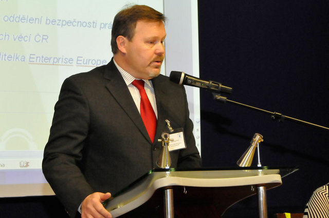 Seminář zahájil ředitel Úřadu státního odborného dozoru MO ČR Radek Tolar