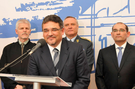 Pomoci obrannému průmyslu v zahraničí se bude snažit Tomáš Kuchta, který přišel na ministerstvo obrany z Ministerstva zahraničních věcí ČR
