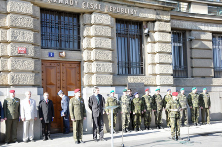 Ze zahájení výstavy před GŠ AČR v pražských Dejvicích