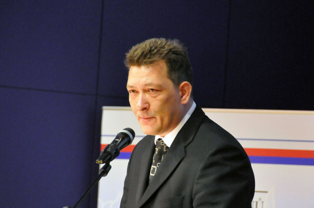 V úvodním projevu státní tajemník Petr Vančura zdůraznil význam složení slibu