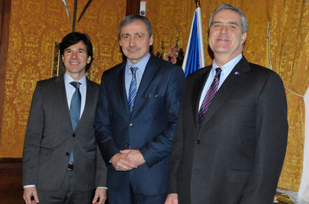 Ministr obrany jednal s americkými velvyslanci o blížícím se Varšavském summitu