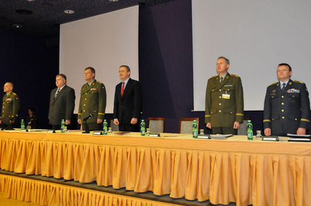 Velitelské shromáždění se konalo za účasti nejvyšších představitelů resortu obrany