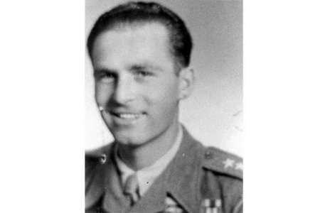 Chtěli vyjet s tanky Cromwell na komunisty? Proces v roce 1949.