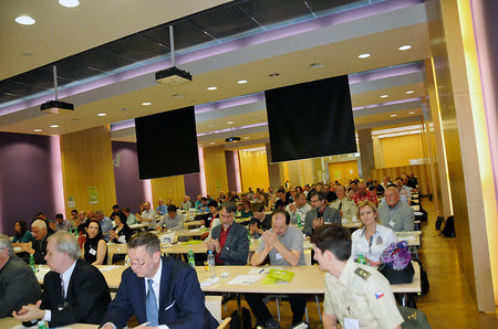 Shromáždění bylo určeno pracovníkům, kteří dohlížejí nad bezpečností práce v rezortu Ministerstva obrany 