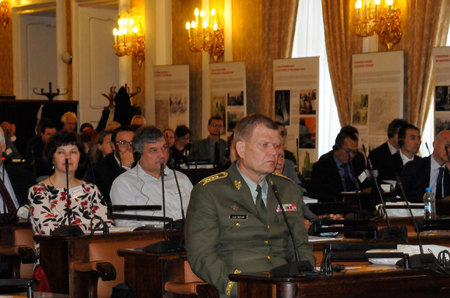 Oficiálního zahájení se zúčastnil náčelník GŠ AČR armádní generál Josef Bečvář