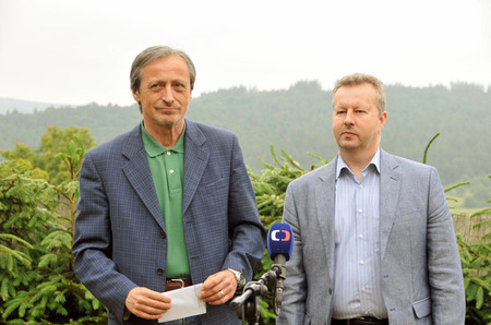 Ministři na tiskové konferenci k vyhlašování CHKO Brdy