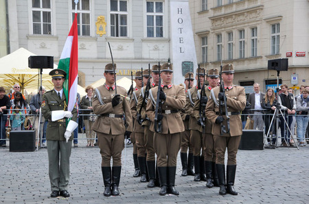Maďarští vojáci čestné stráže z Budapešti tajili detaily svého vystoupení do poslední minuty