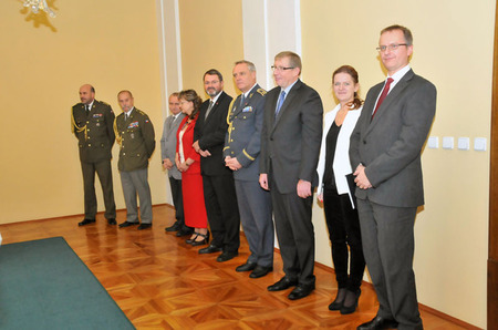 Setkání se zúčastnili také hlavní představitelé ministerstva obrany