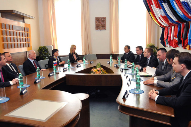 Ze zdvořilostního přijetí na Ministerstvu obrany České republiky