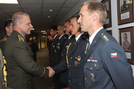 Příslušníci 3. letecké jednotky převzali ocenění za vynikající splnění úkolů