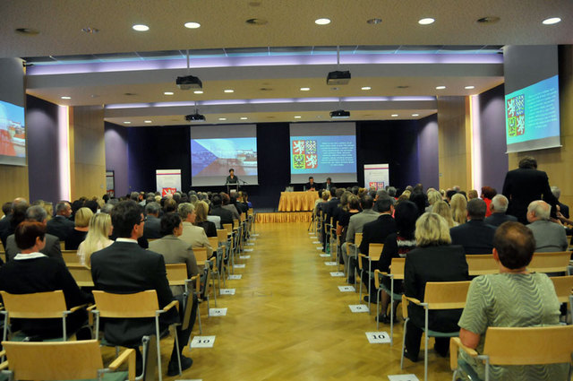 Pohled do kongresového sálu Domu armády v Praze, kde se konalo slavnostní složení slibu