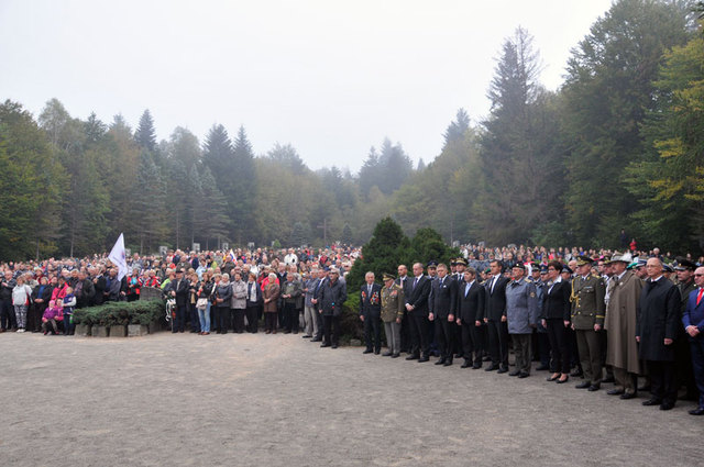 Pietní akt na Dukle k 71. výročí Karpatsko-dukelské operace