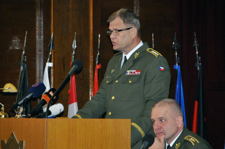 S úvodním projevem vystoupil náčelník GŠ AČR armádní generál Josef Bečvář