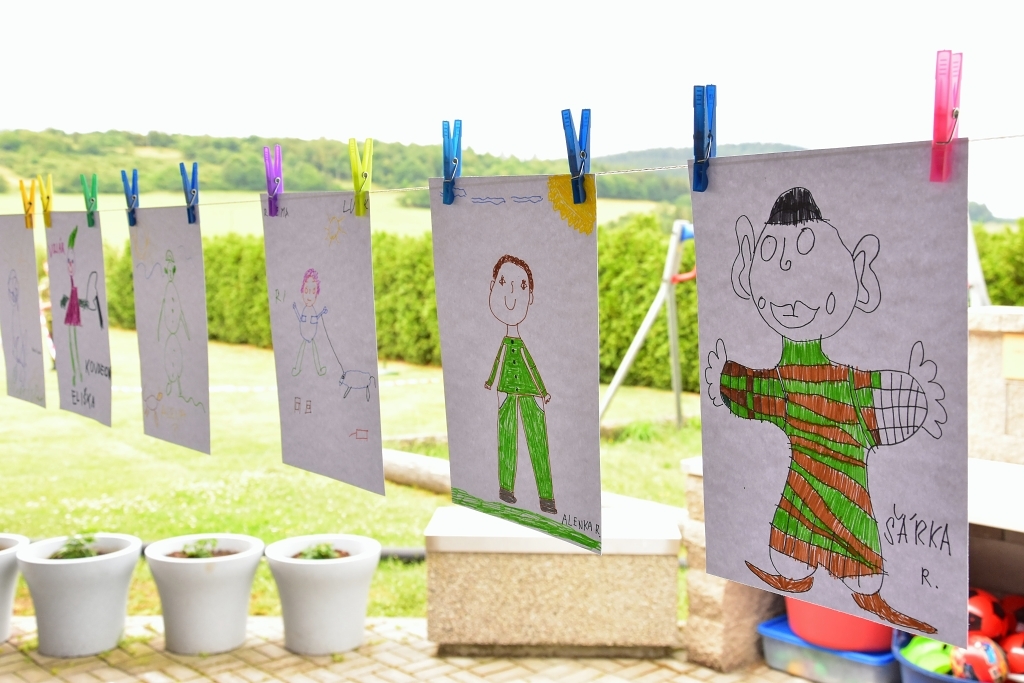 Výsledky snažení Kytiček v soutěži o nejhezčí obrázek vojáka