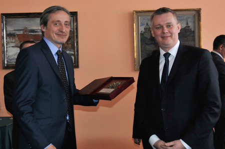 Předání plaket na Ministerstvu obrany ČR