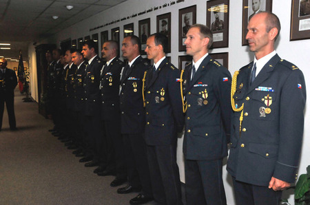 Příslušníci 3. jednotky obdrželi Medaili ministra obrany ČR Za službu v zahraničí - Afrika